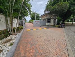 CONDOMINIO PEÑA FLOR